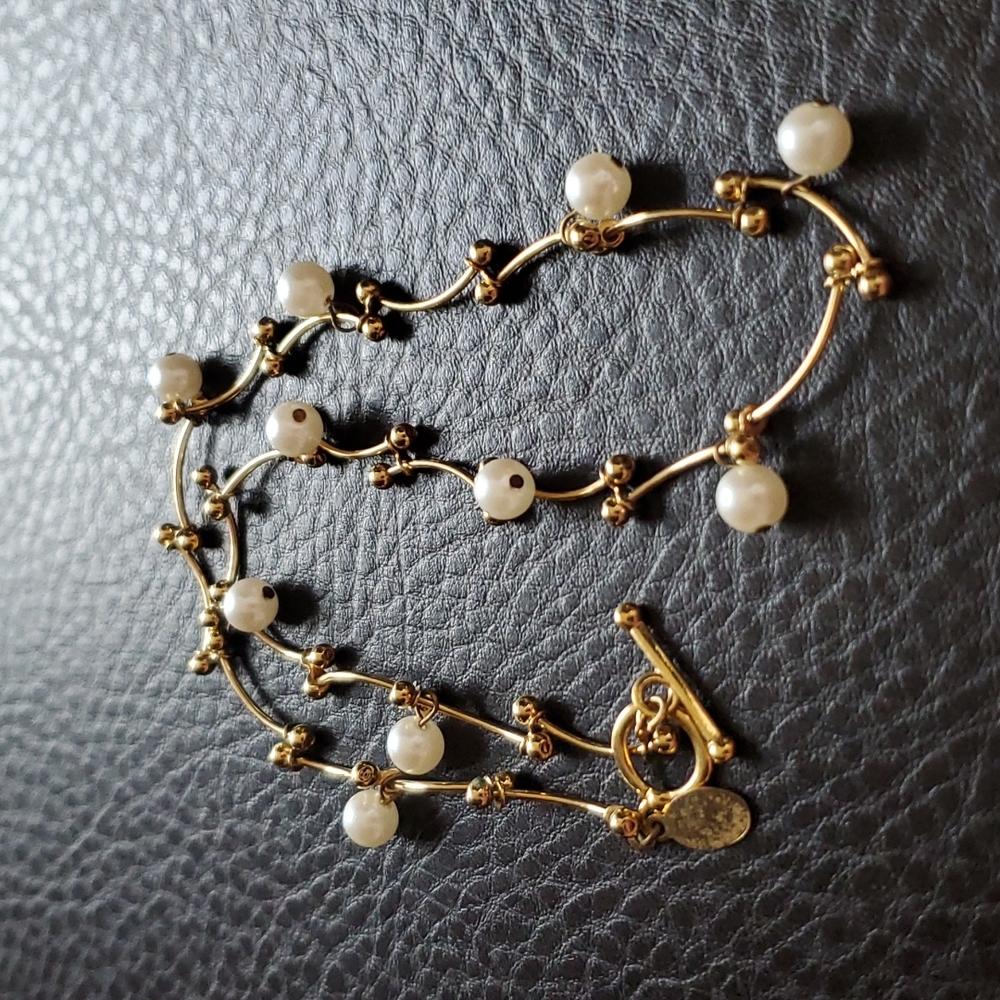 Carolee necklace